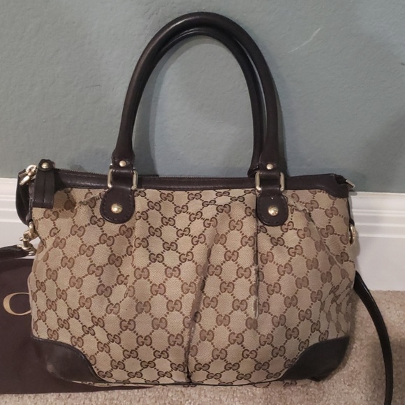 Gucci Purse - Picture 2 of 8